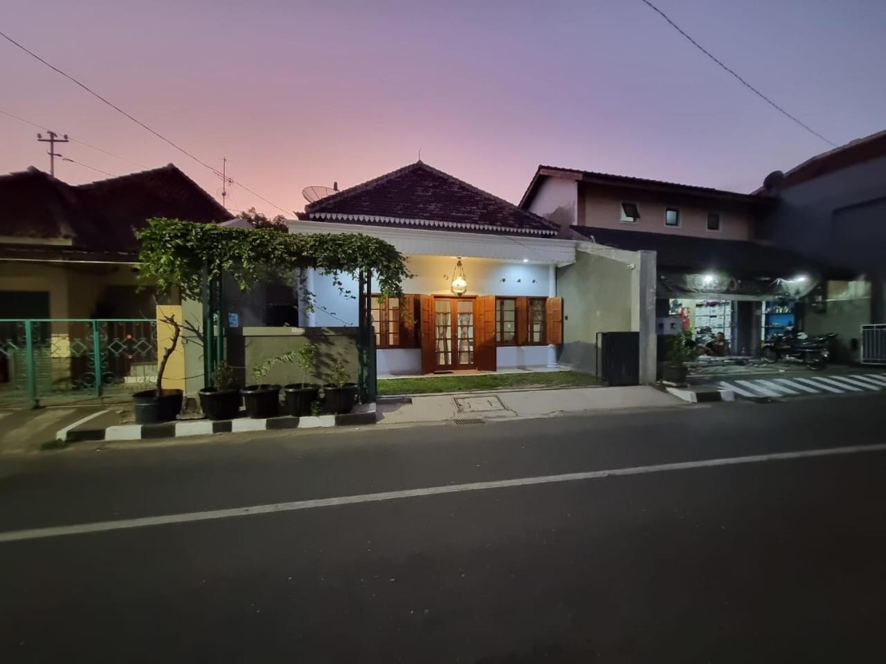 House Of Kadipaten 日惹 外观 照片